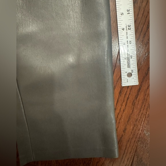 ARITZIA MELINA PANT SIZE 6- GRAY -NWOT - Picture 3 of 8